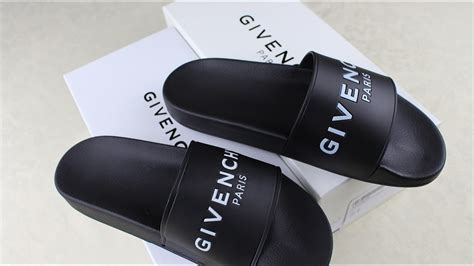 givenchy badeschlappen fake|is Givenchy real.